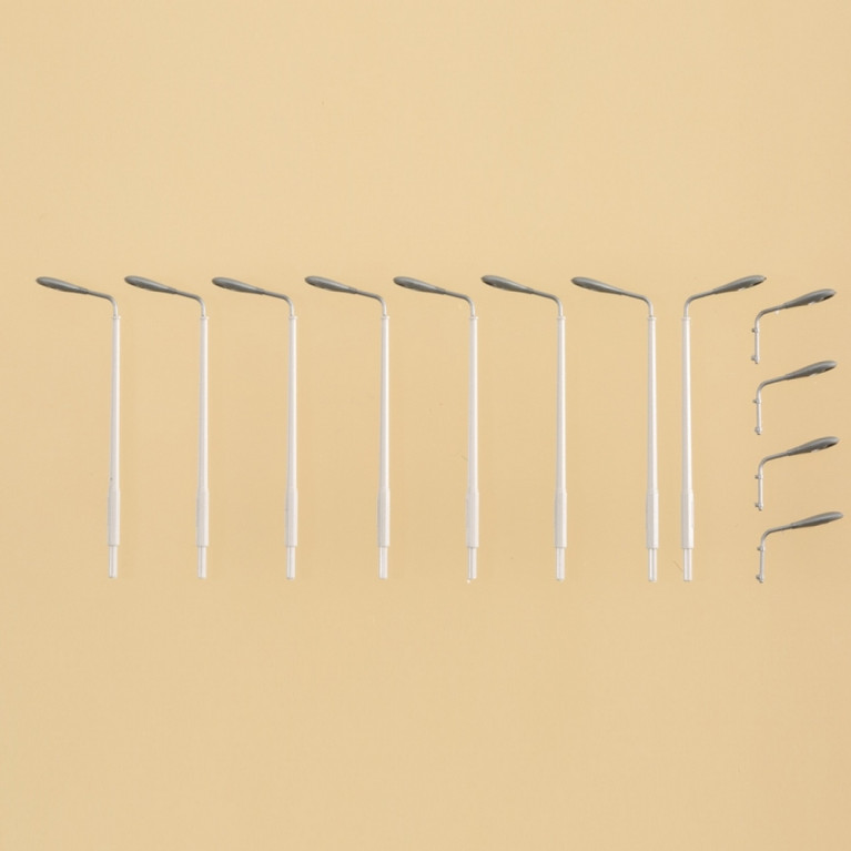 8 lampadaires et 4 appliques -N 1/160-AUHAGEN 44648