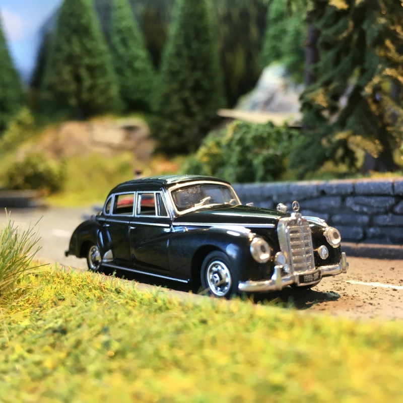 Mercedes 300C-HO 1/87-RICKO 38312