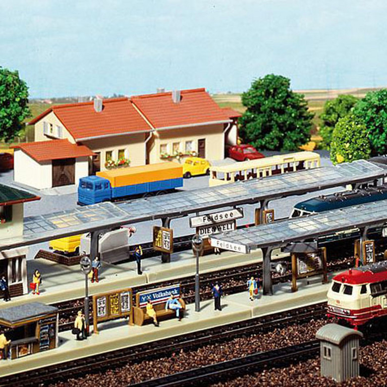 Quai couvert N FALLER 222119 modelisme ferroviaire  neuf FALLER
