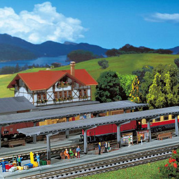 2 quais couverts N FALLER 222126 modelisme ferroviaire  neuf FALLER