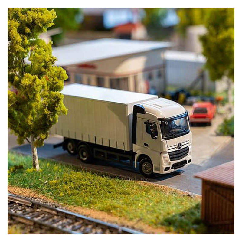 WSI 03-2010 MB Actros StreamSpace 4x2 42,00 € WSI MODELS WSI 03-2010 MB Actros StreamSpace 4x2 42,00 € WSI MODELS