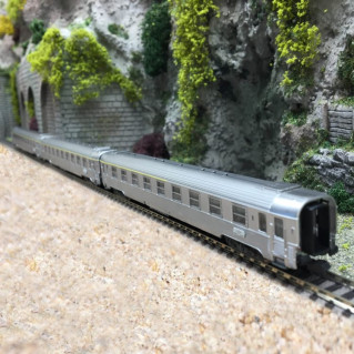 VOITURE DEV INOX B9 SNCF CANTONNEMENT, SUR BASE ARNOLD HN4340, REAL