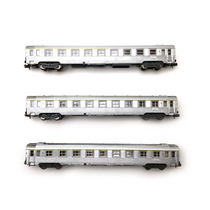 3 voitures Inox "La Mouette" Ep III SNCF - N 1/160 - ARNOLD HN4322
