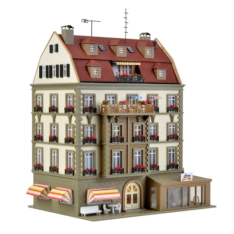 Bâtiment avec Pharmacie-HO 1/87-VOLLMER 43619