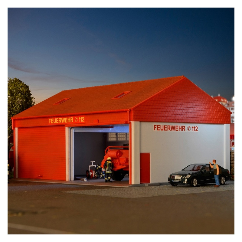 Remise / Garage pour véhicules de pompiers-HO 1/87-KIBRI 38542