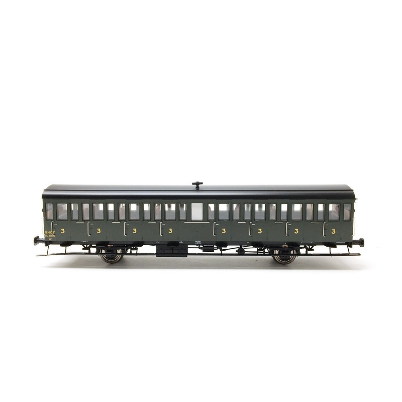 Voiture S.O. portières latérales C8t SNCF Ep III-HO 1/87-REE VB289