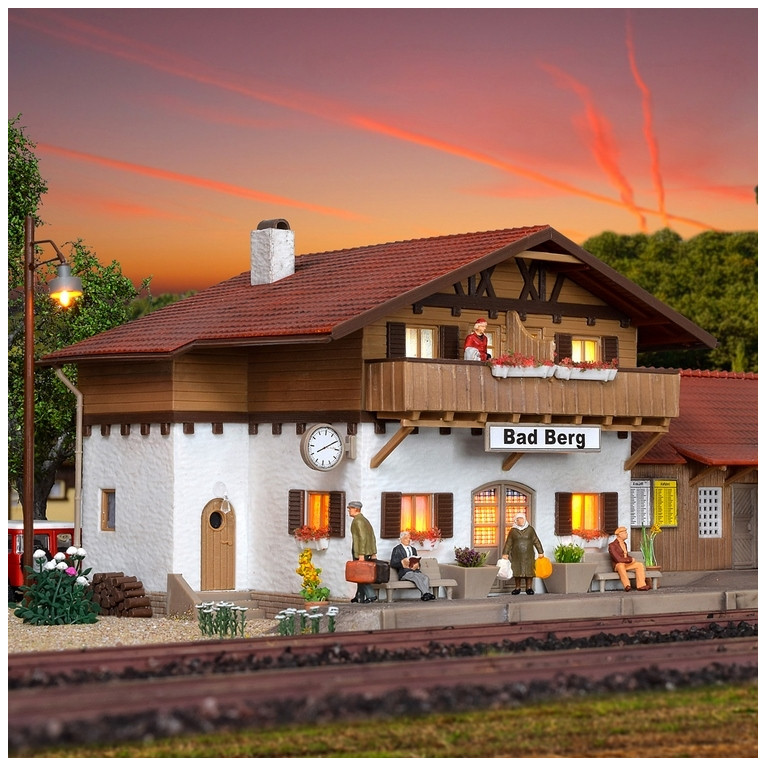 Gare type Bad Berg-HO 1/87-VOLLMER 43526