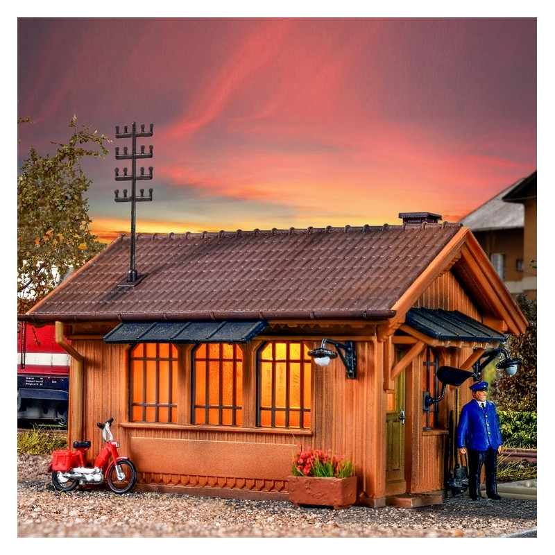 Maison de garde barrières avec kit d'éclairage Led-HO 1/87-KIBRI 39309