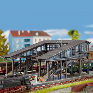 passerelle piétons couverte N FALLER 222153 modelisme ferroviaire  neuf FALLER