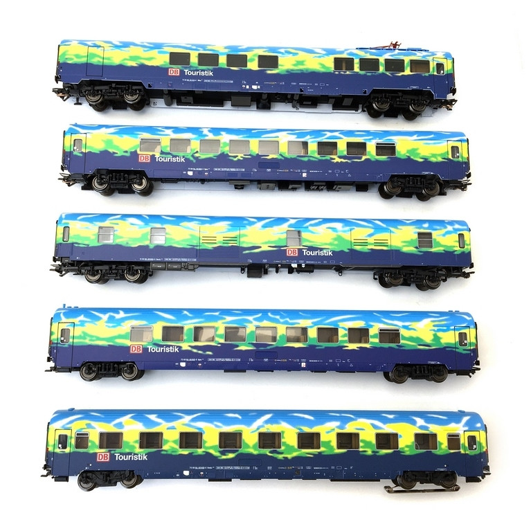 Coffret de 5 voitures voyageurs DB Ep V 3R-HO 1/87-MARKLIN 43879