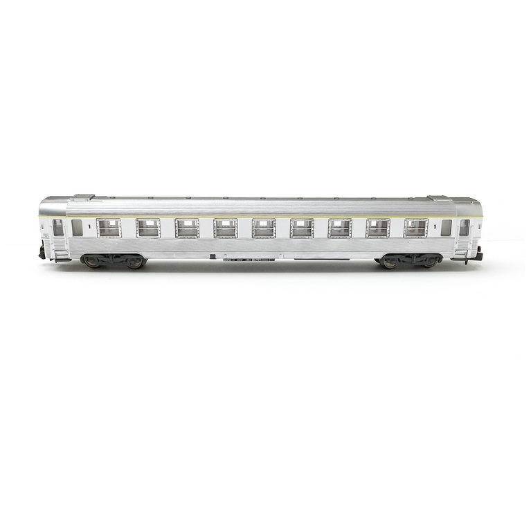 Voiture Inox 1CL Ep III SNCF - N 1/160 - ARNOLD HN4323
