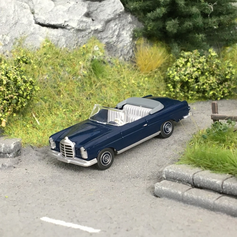 Mercedes 280 SE Cabriolet-HO 1/87-WIKING 15301