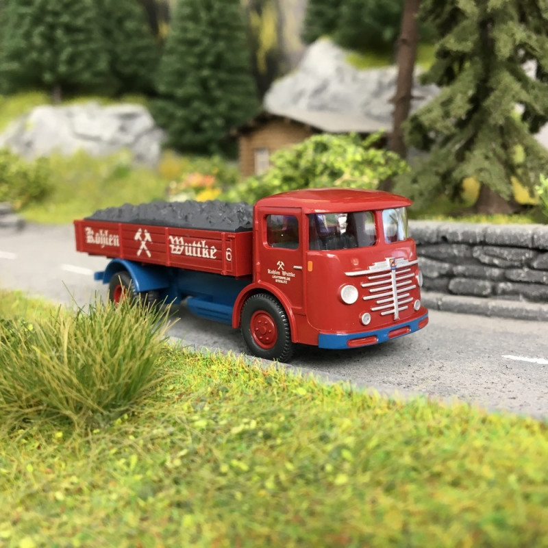 Camion Büssing 4500 plateau "Kohlen Wuttke"-HO 1/87-WIKING 47604