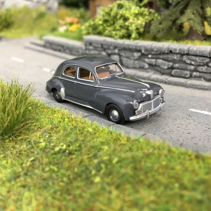 Peugeot 203 Grise-HO-1/87-BREKINA 2508