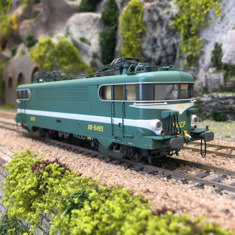 Locomotive BB-9495 Béziers Dépôt Avignon SNCF Ep IV-HO 1/87-LSMODELS 10214