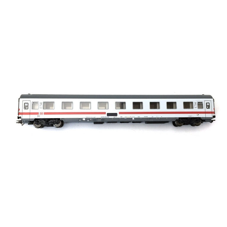 Voiture à compartiments 1CL Avmz 108.1 DB Ep V-HO 1/87-TRIX 23070