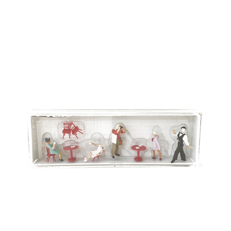 5 personnages en Terrasse - HO 1/87 - PREISER 10348
