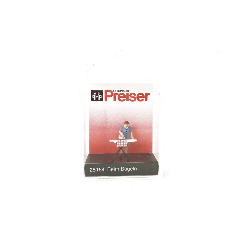 Femme repassant - HO 1/87 - PREISER 28154