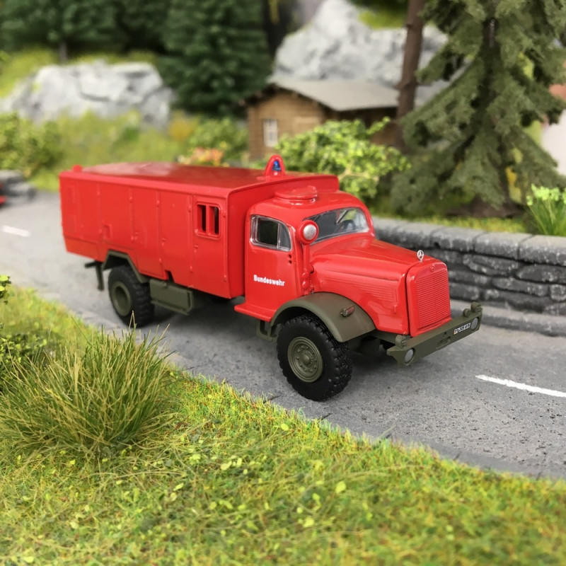 Camion Mercedes LG 315 TLF 2400 Pompiers-HO 1/87-SCHUCO 452658600