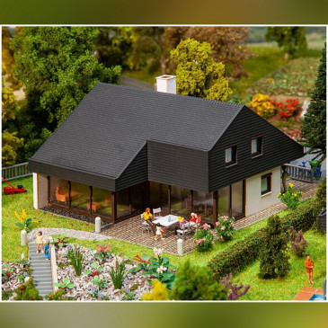 Maison d’architecte avec toit en panneaux - HO 1/87 - FALLER 130643