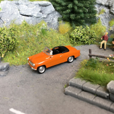 Skoda Felicia Orange-HO 1/87-Starline Models 27436