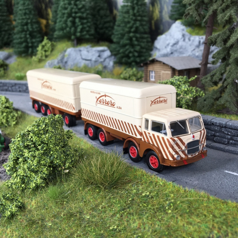 Camion FIAT 690 Millepiedi "Ferrero"-HO 1/87-Starline Models 58434