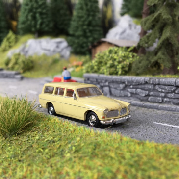 Volvo Amazon break beige-HO 1/87-BREKINA 29263