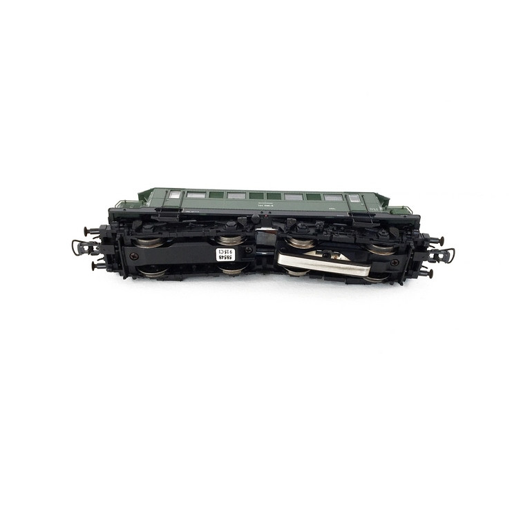 Locomotive 144 DB Ep IV digital 3R -HO 1/87-ROCO 58548