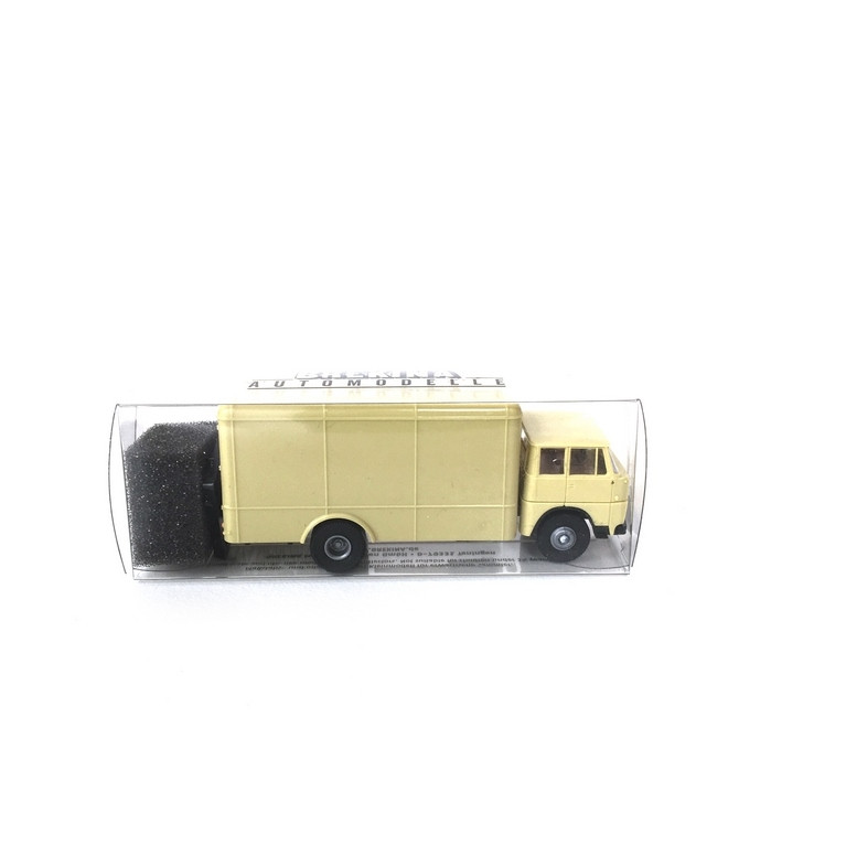 Camion Henshel HS16 Beige-HO 1/87-BREKINA 82212
