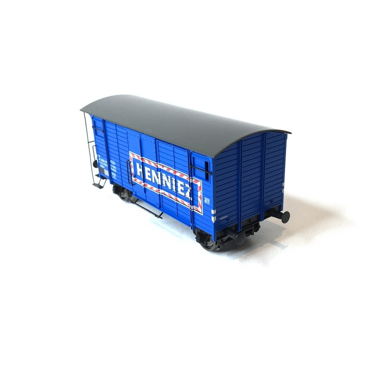 Wagon couvert GKLM "HENNIEZ MINERALWASSER" SBB Ep III-HO 1/87-BRAWA 47882