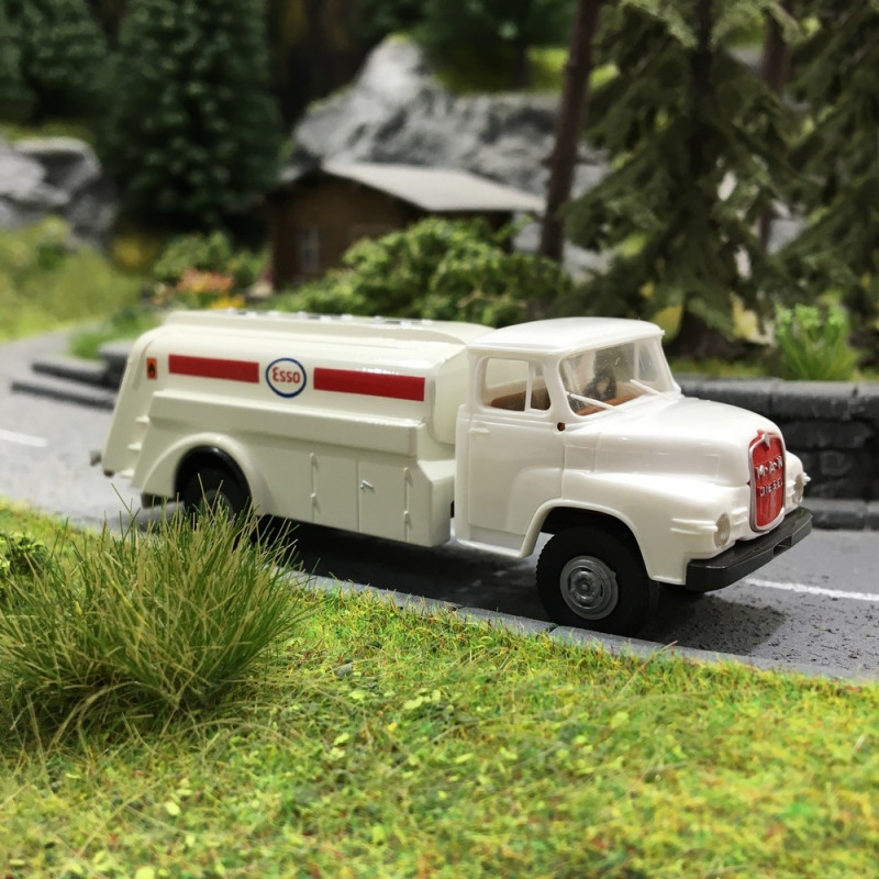 Camion MAN 635 Citerne ESSO-HO 1/87-BREKINA 45049