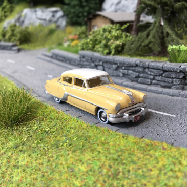 Pontiac Chieftain 4P 1954-HO 1/87-OXFORD 33495