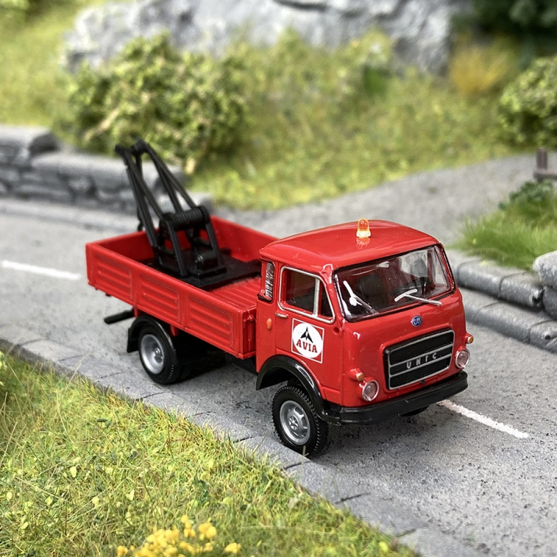 Camion OM Unic Dépanneuse AVIA-HO-1/87-BREKINA 2974