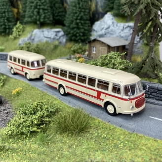 Bus Jelcz 043 Crème/Rouge + Remorque-HO-1/87-Starline Models 58264