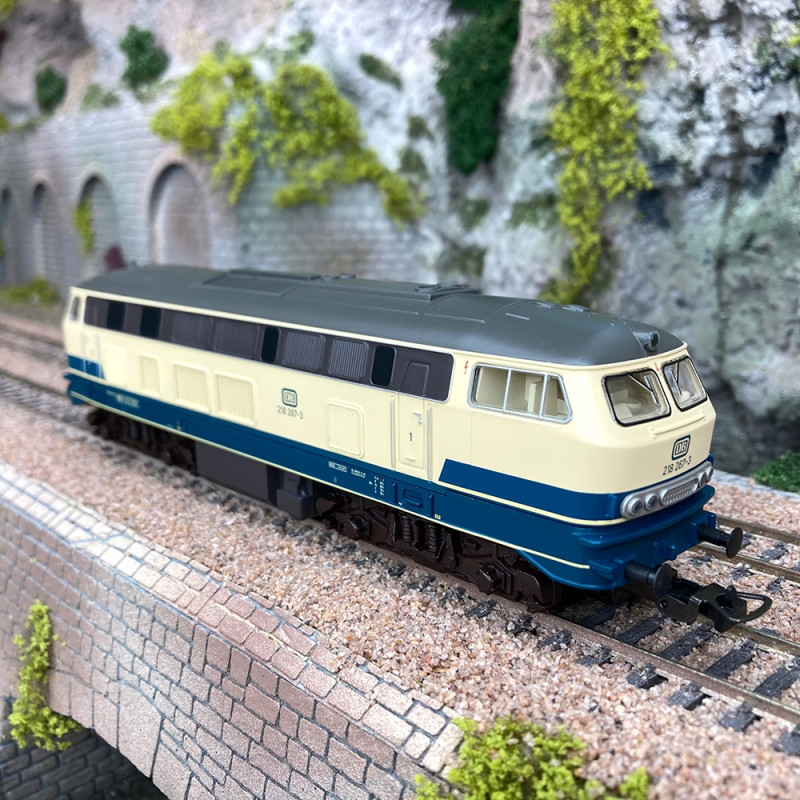 Locomotive BR 218 267-3 DB Ep IV -HO 1/87- PIKO 57903