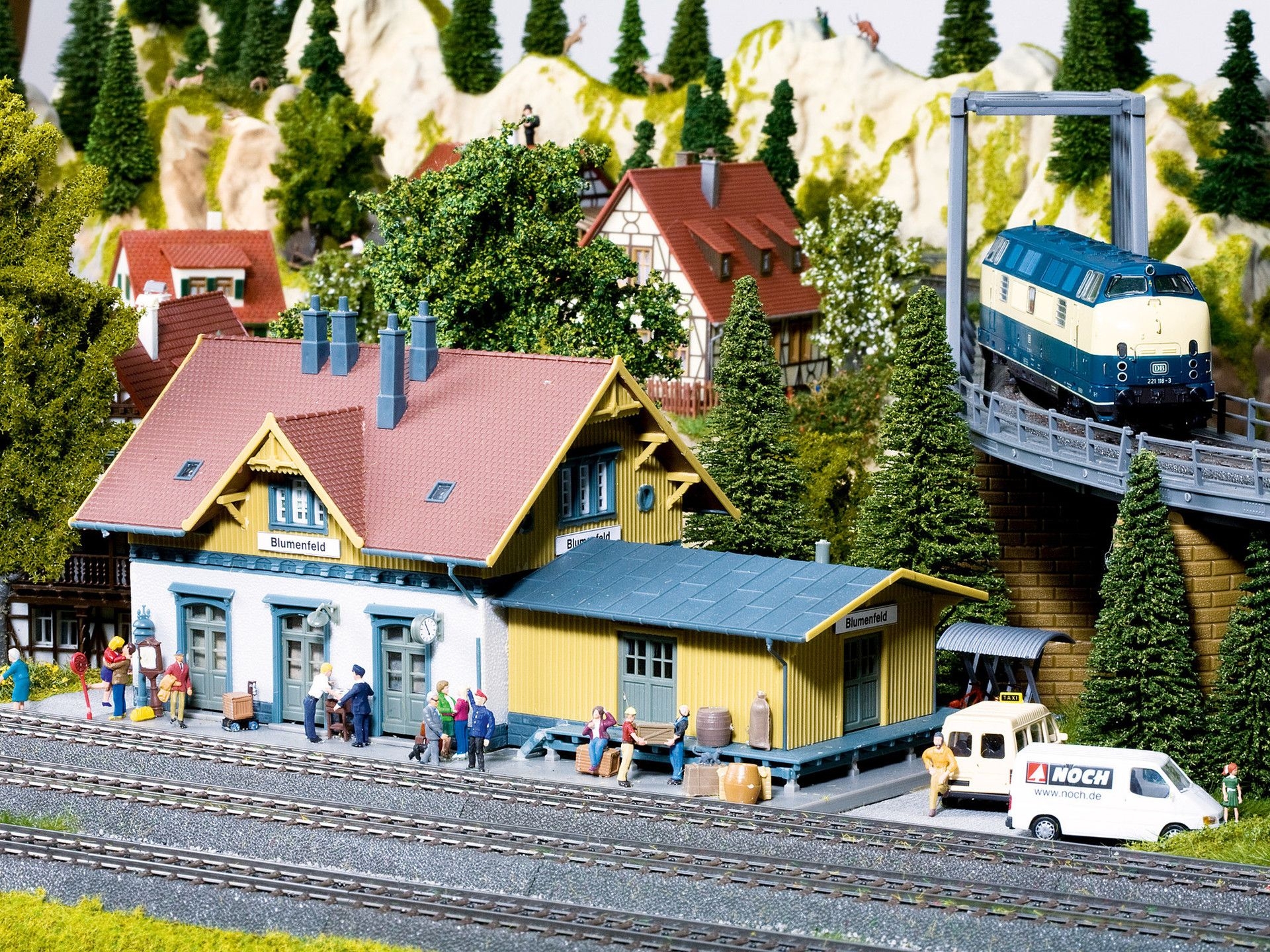 Plateau de train miniature Noch 81610 - Mittenwald HO/TT - 200 x 120 cm**