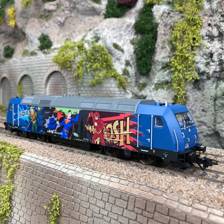 Locomotive diesel série 285, Super Heros, Start Up - MARKLIN 36656 - HO 1/87