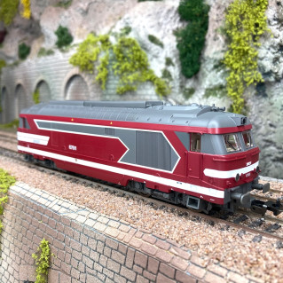Locomotive diesel BB 67611 Sncf Ep VI - PIKO 96148 -HO 1/87