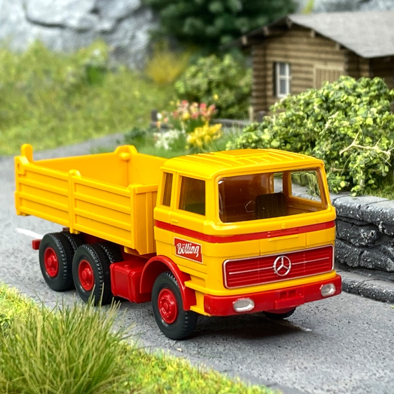 Camion benne Mercedes Benz jaune - HO 1/87 - WIKING 67310