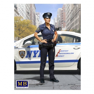 Policière New Yorkaise "Ashley" - MASTER BOX 24027 - 1/24