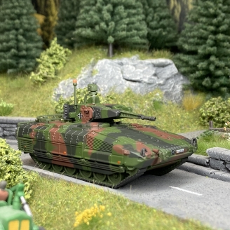 Char ATV PUMA camouflage - SCHUCO 452642100 - HO 1/87