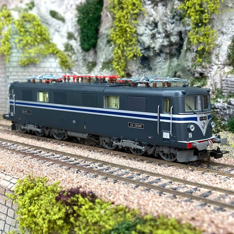 Locomotive électrique CC 25001 Sncf, Ep IV - PIKO 96588 -HO 1/87