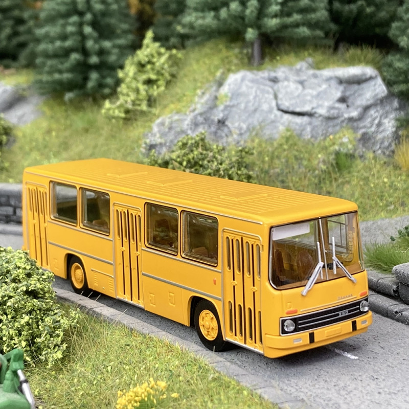 Bus IKARUS 260 Jaune Mais - BREKINA 59800 - HO 1/87