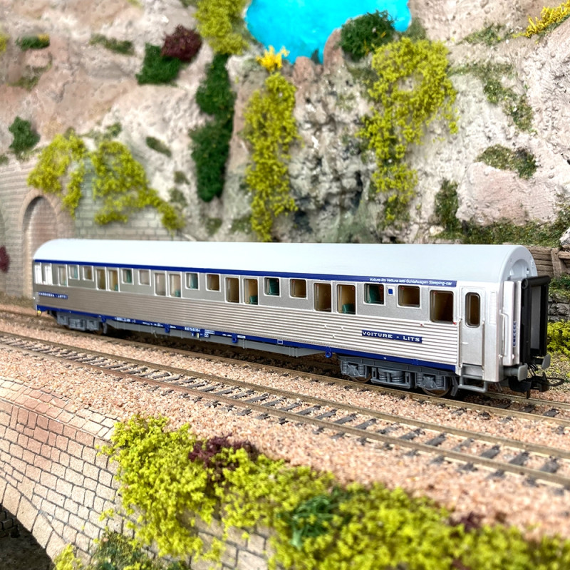 Voiture-lits type P, inox bandeau bleu foncé, Sncf, EpIV - LSMODELS 41072 - HO-1/87