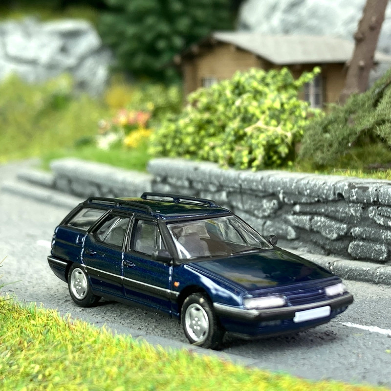 Citroën XM break bleu foncé métallisé - PCX870151 / 3040 - HO 1/87