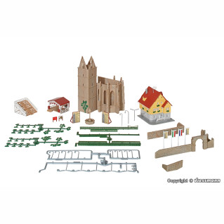 Ruine d'un monastère avec maison et décorations - KIBRI 36401 - Z 1/220