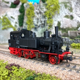 Locomotive vapeur BR 70042 DB, Ep III - ROCO 73042 - HO 1/87