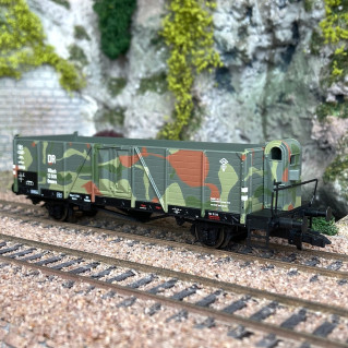 Wagon tombereau avec guérite "Villach", camouflage armée DRB, Ep II - LILIPUT 235281 - HO 1/87