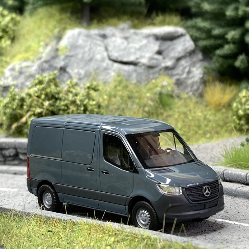 Mercedes Sprinter Tôlé, Gris - BUSCH 53401 - HO 1/87