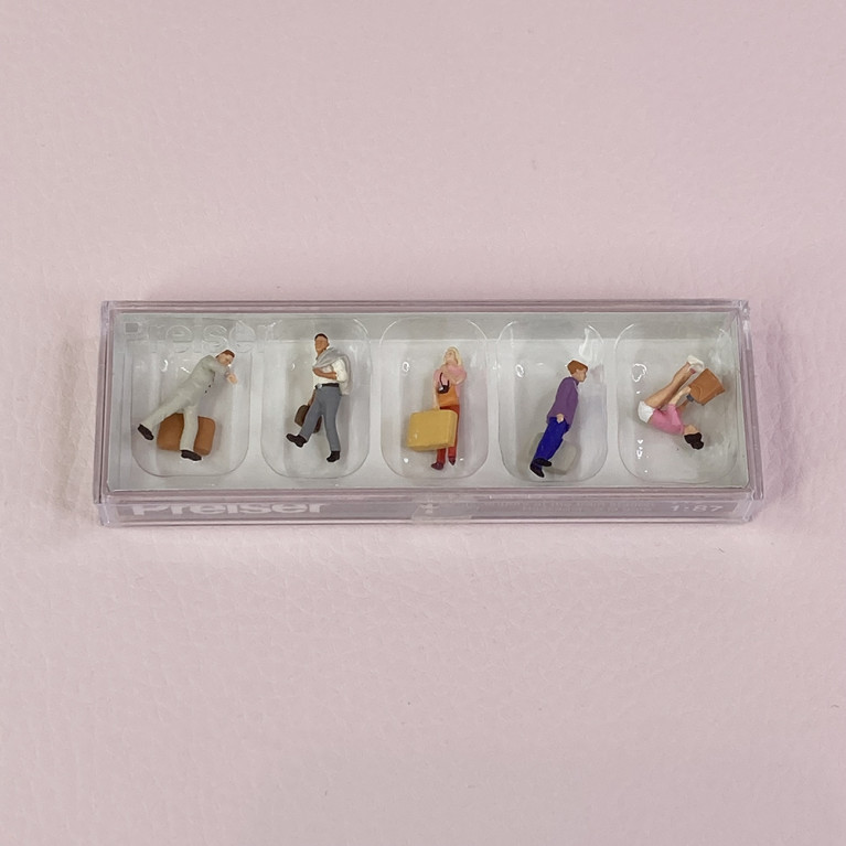 Voyageurs / Passagers (x5) - PREISER 10670 - HO 1/87